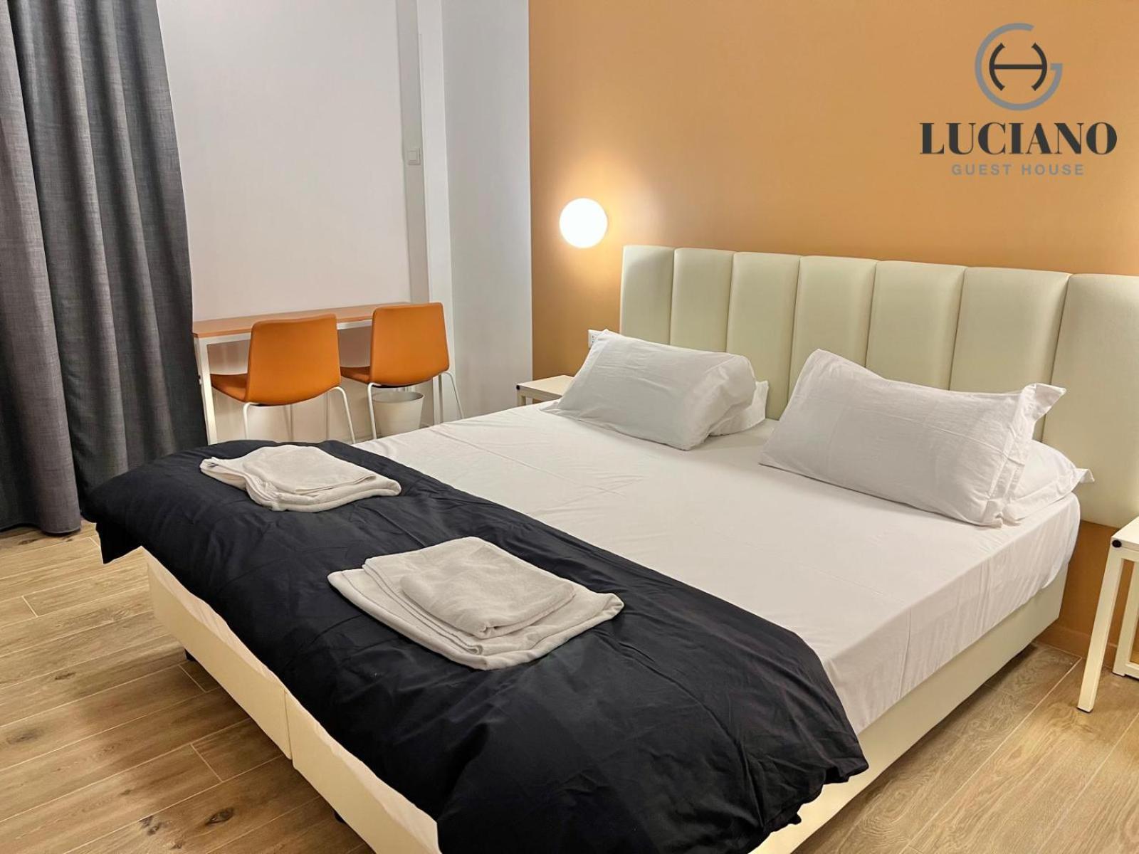 Re Di Roma Hotel Bagian luar foto