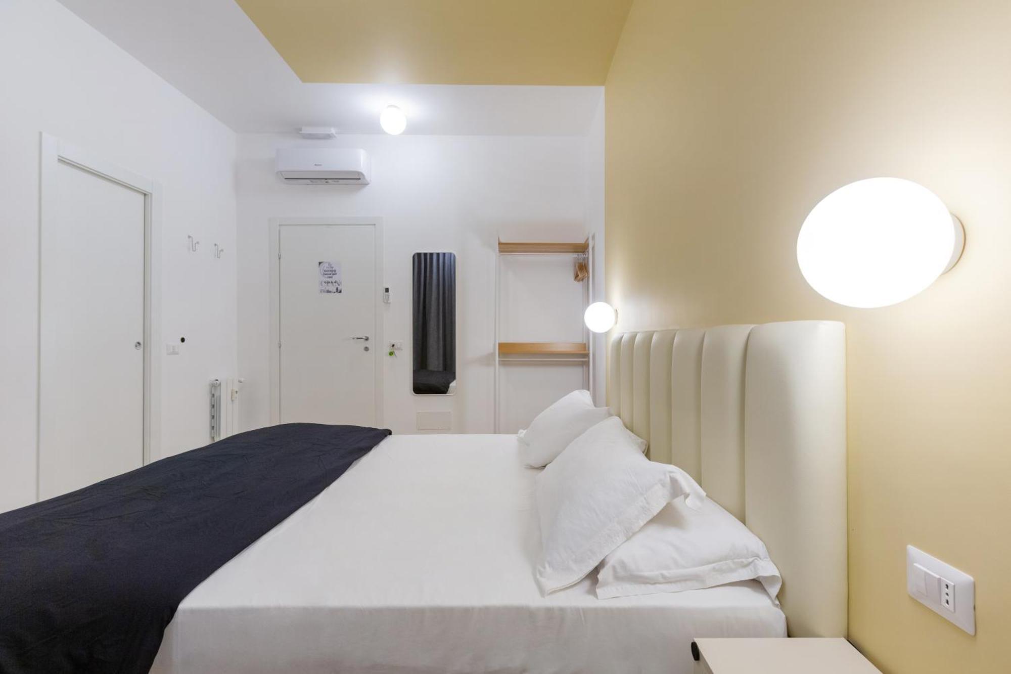 Re Di Roma Hotel Bagian luar foto